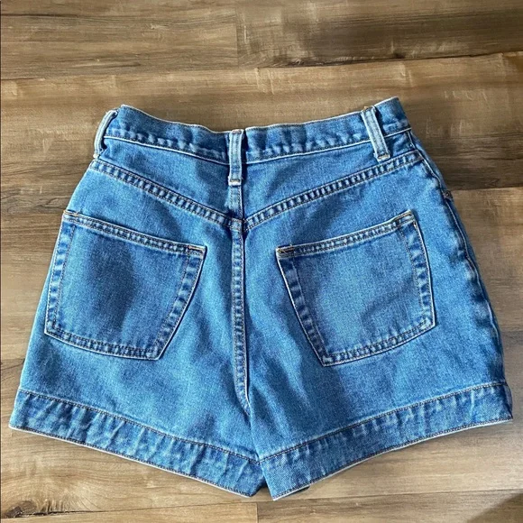 Classic High-Waist Blue Denim Shorts - Picture 5 of 12
